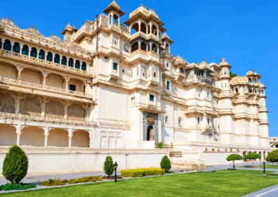 city-palace-udaipur-tour