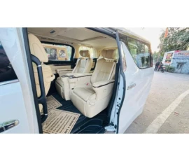 toyota-vellfire-rental-udaipur