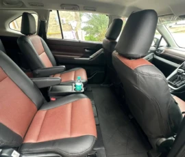innova-hycross-car-rental-udaipur